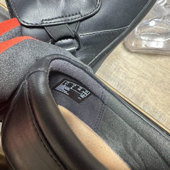 Clarks Collection Black Leather Loafers Women's Size 8 - Picture 5 of 7